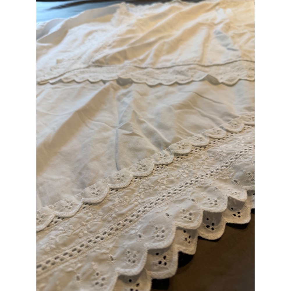 Wamsutta Vintage White Eyelet Lace Pillowcase and Sham Set 3pc USA Cottagecore - Picture 3 of 8
